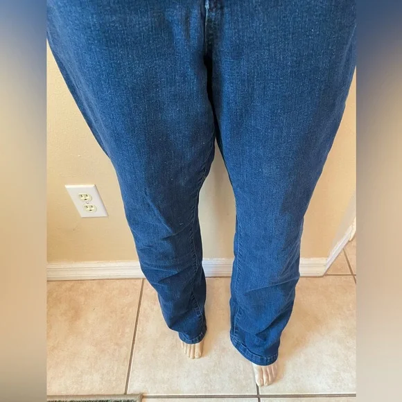 Gloria Vanderbilt blue jeans size 14 - Picture 4 of 10